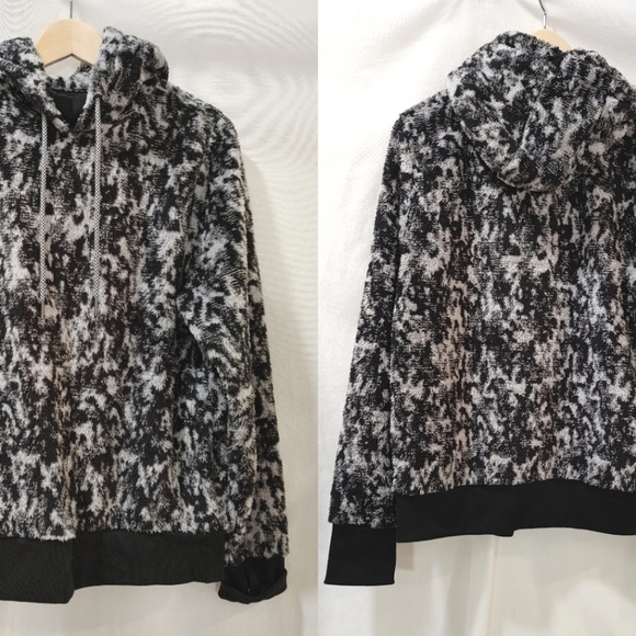Athleta Glacier Black Tugga Sherpa Jacquard Hoodie Sweatshirt‎ White Fleece M - Picture 1 of 9